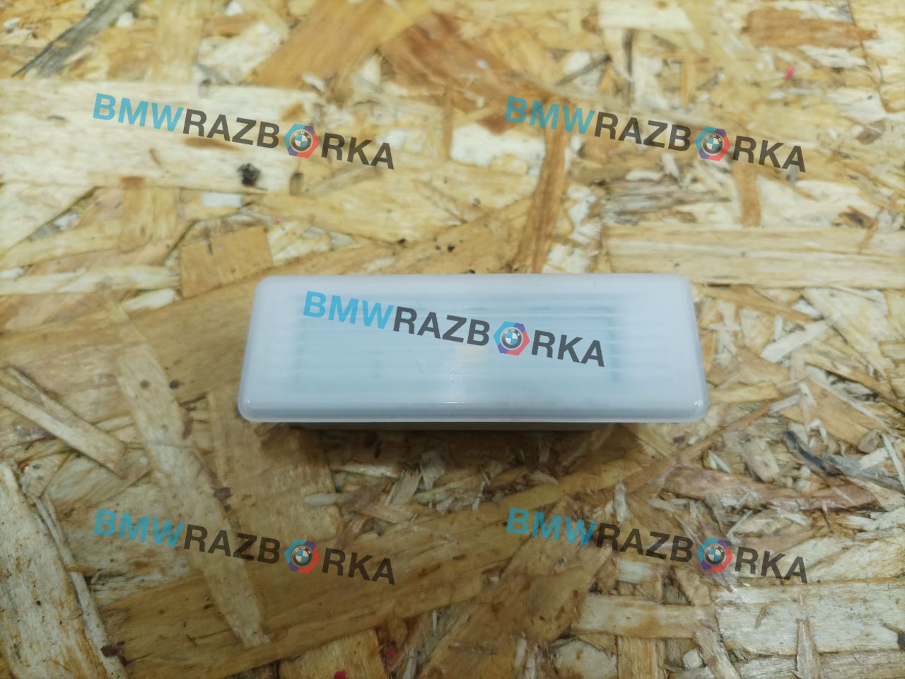 подсветка двери BMW 7 серия G11/G12 G11 2017, 4.0 л., дизель, x03 rubin-metallic black, седан, полный привод, 9397923
