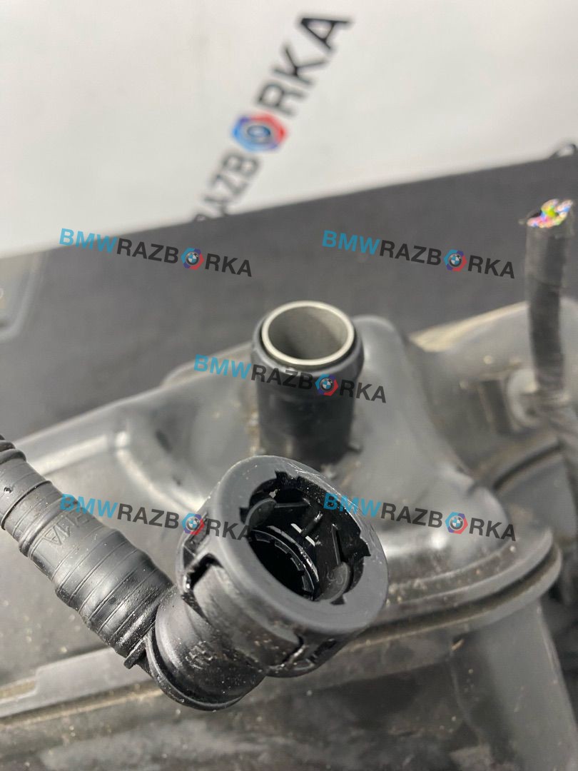 бак AdBlue (мочевины) BMW 8 серия G14/G15 G15 2019, 4.0 л., дизель, купе, полный привод, 7440400