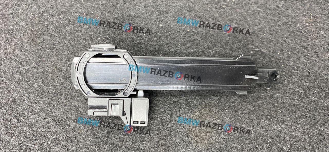 петля бардачка BMW 8 серия G14/G15 G15 2019, 4.0 л., дизель, купе, полный привод