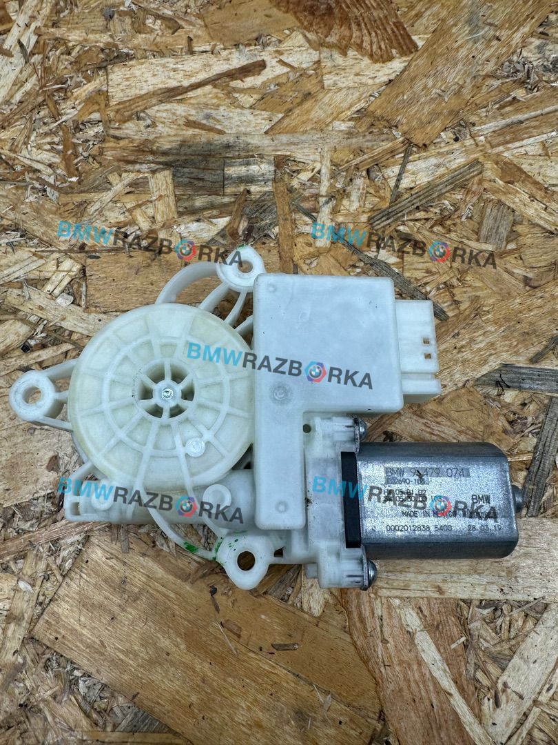 моторчик стеклоподъемника задний правый BMW X5 G05 2019, 4.0 л., бензин, АКПП, a300, внедорожник 5 дв., полный привод, 9479074