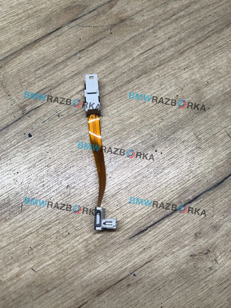 фонарь салона (плафон) BMW 3 серия G20 2020, 4.0 л., бензин, АКПП, седан, полный привод, правый руль, 9891438