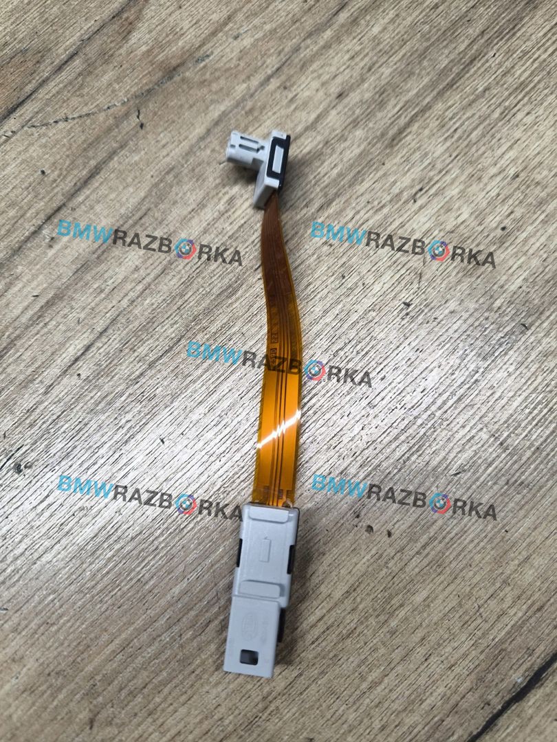 фонарь салона (плафон) BMW 3 серия G20 2020, 4.0 л., бензин, АКПП, седан, полный привод, правый руль, 9891438