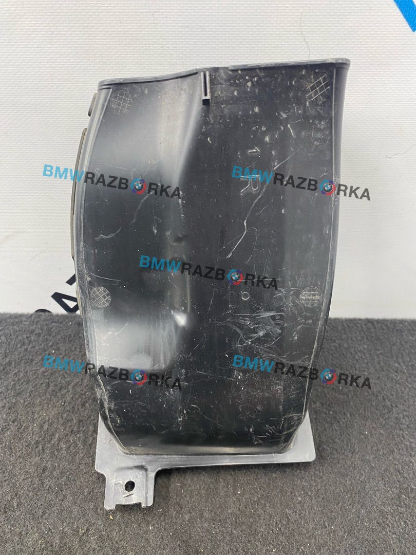 воздуховод тормозной правый BMW X5 G05 2019, 4.0 л., бензин, АКПП, a300, внедорожник 5 дв., полный привод, 7421700