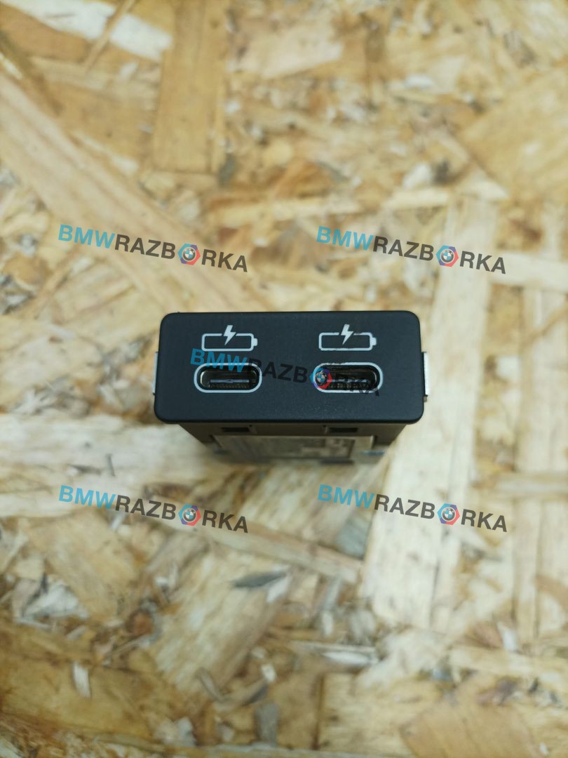 разъем AUX / USB BMW M3 G80/G81 G80 2023, 3.0 л., S58B30A, АКПП, седан, полный привод, 5A84160