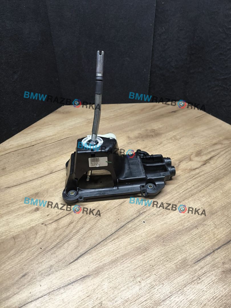 кулиса BMW 1 серия F40 2023, 1.5 л., B37 C15 A, дизель, skyscraper grau metallic (c4w), хетчбэк 5 дв., передний привод, 8611460