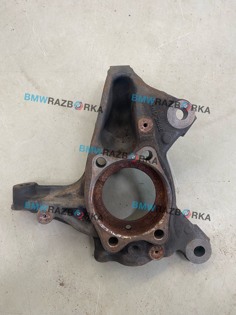 кулак поворотный правый Volkswagen Crafter 2 поколение SZC 2022, 2.0 л., дизель, 6МКПП, b4/b9a, передний привод, 2N0258B