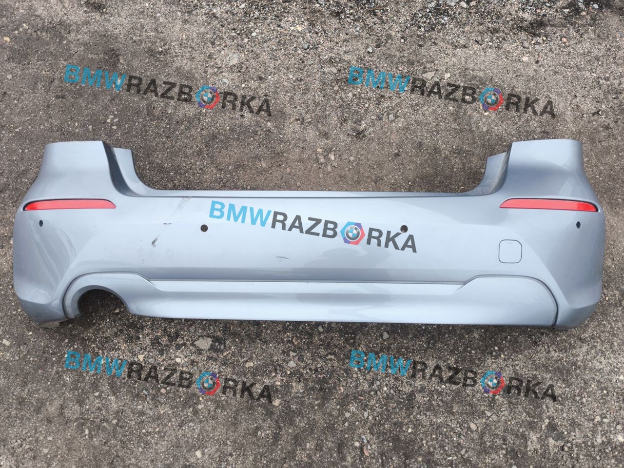 бампер задний BMW 1 серия F40 2023, 1.5 л., B37 C15 A, дизель, skyscraper grau metallic (c4w), хетчбэк 5 дв., передний привод