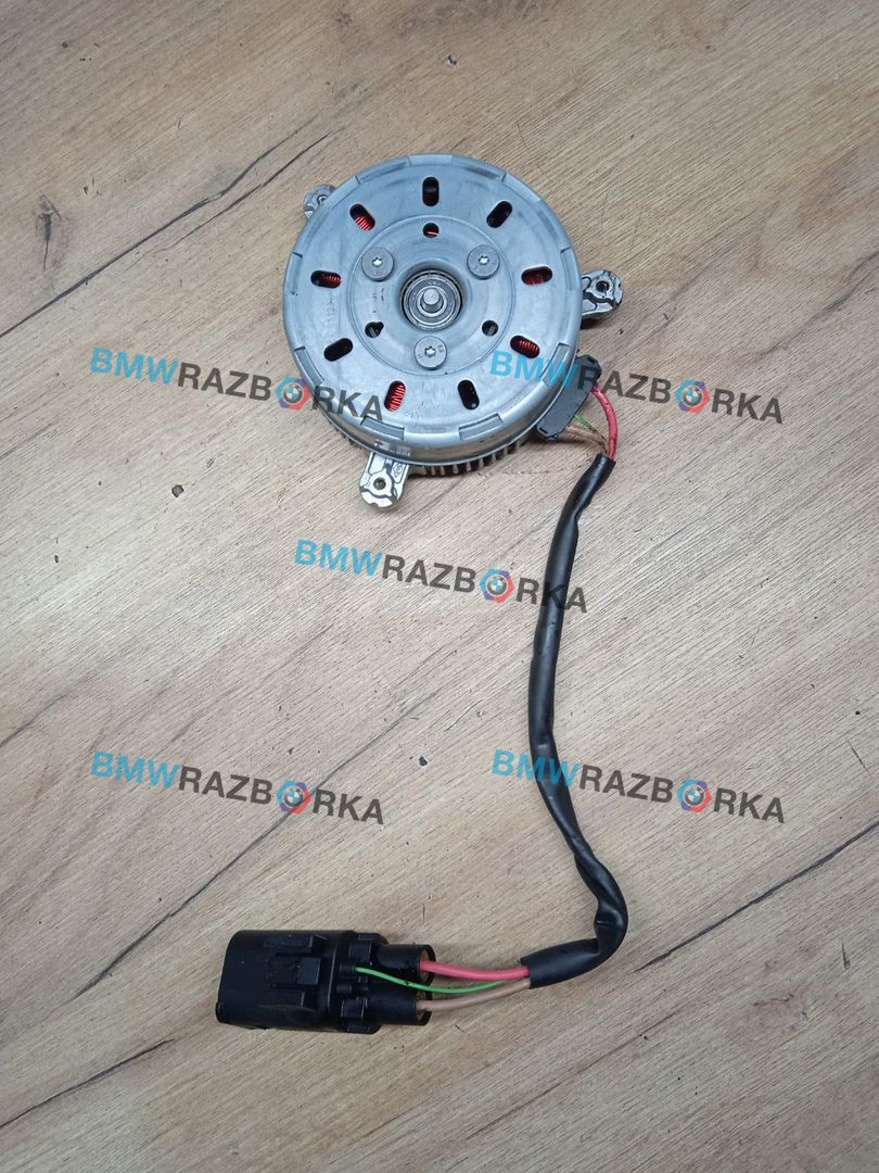 вентилятор радиатора BMW 1 серия F40 2023, 1.5 л., B37 C15 A, дизель, skyscraper grau metallic (c4w), хетчбэк 5 дв., передний привод, 7636069