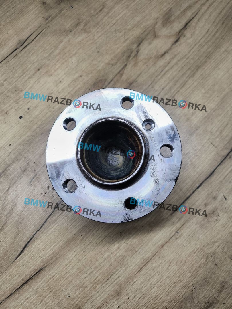 ступица задняя BMW 1 серия F40 2023, 1.5 л., B37 C15 A, дизель, skyscraper grau metallic (c4w), хетчбэк 5 дв., передний привод