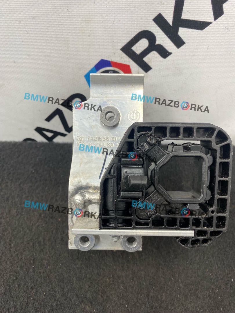 кронштейн радиатора BMW X7 G07 [рестайлинг] G07 2024, 4.0 л., дизель, АКПП, 416, внедорожник 5 дв., полный привод, 8642754, 7421636