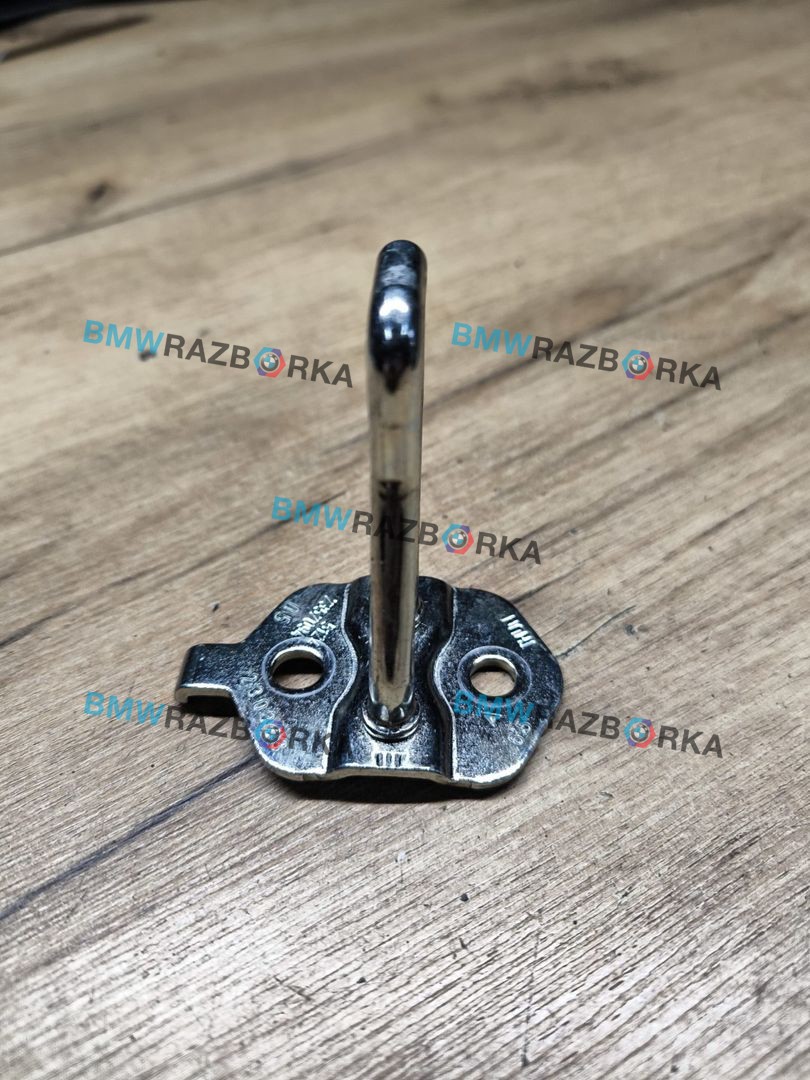 ответная часть (скоба) замка двери BMW 1 серия F40 2023, 1.5 л., B37 C15 A, дизель, skyscraper grau metallic (c4w), хетчбэк 5 дв., передний привод, 7357094, 51247357094
