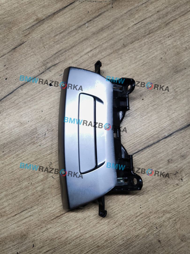 подлокотник BMW X5 G05 [рестайлинг] G05 2024, 3.0 л., B57 D30 B, дизель, 416, полный привод, 51166816350, 6816350