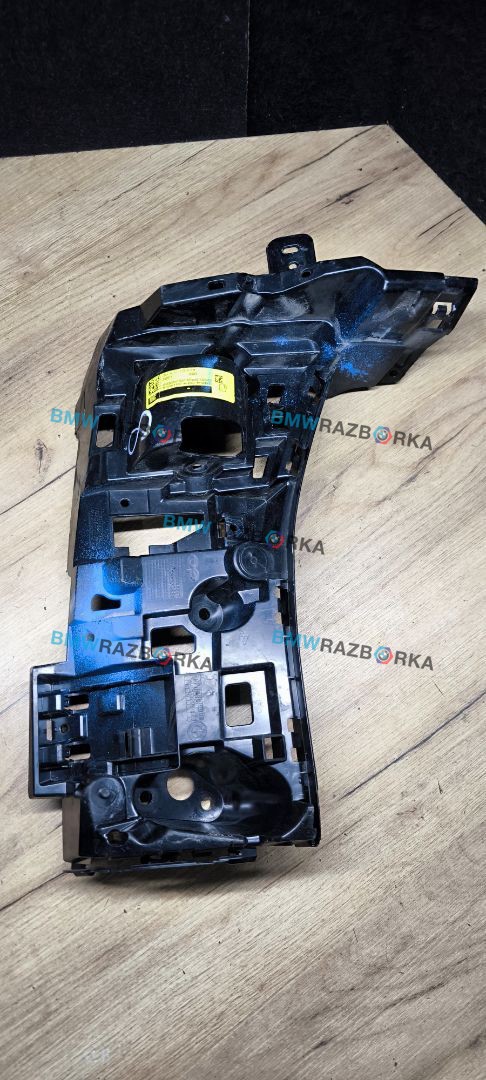 Крепление бампера заднего BMW X5 G05 [рестайлинг] G05 2024, 3.0 л., B57 D30 B, дизель, 416, полный привод, 8086292