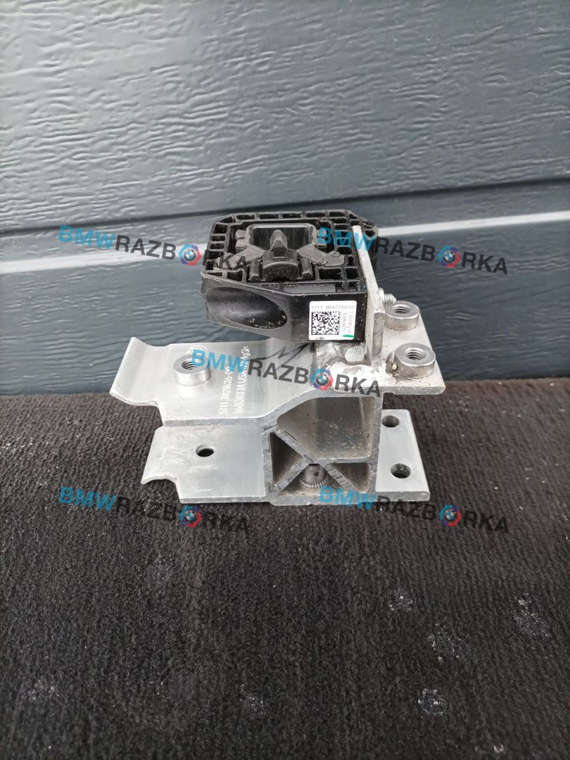 кронштейн радиатора BMW X5 G05 [рестайлинг] G05 2024, 3.0 л., B57 D30 B, дизель, АКПП, 475, внедорожник 5 дв., полный привод, правый руль, 8642754, 7421636