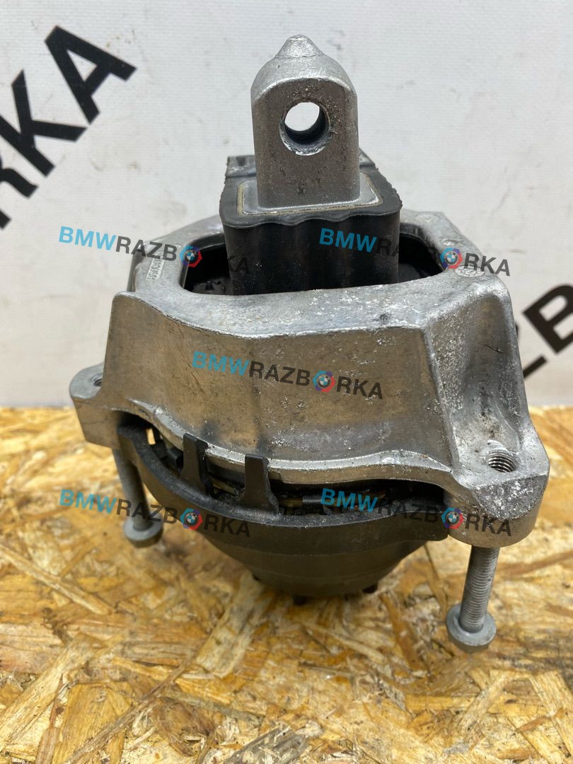 подушка крепления двигателя BMW X5 G05 [рестайлинг] G05 2024, 3.0 л., B57 D30 B, дизель, 416, полный привод, 9846462