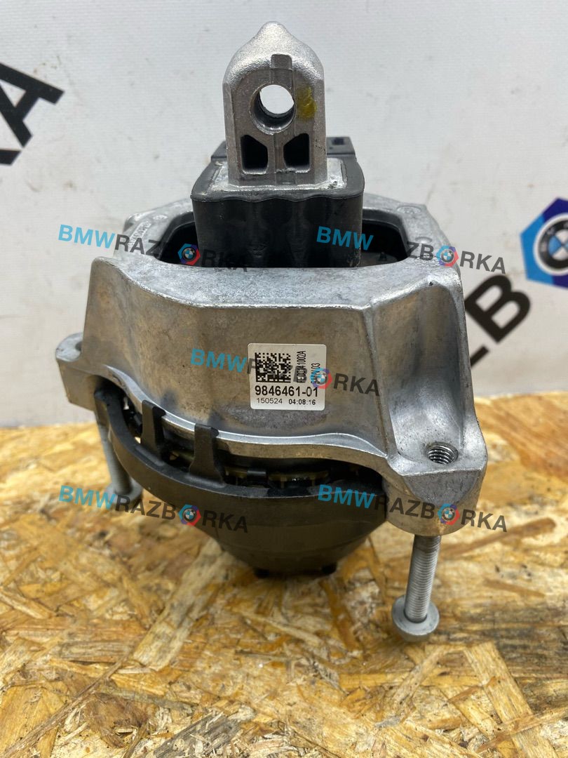 подушка крепления двигателя BMW X7 G07 [рестайлинг] G07 2024, 4.0 л., дизель, АКПП, 416, внедорожник 5 дв., полный привод, 9846461