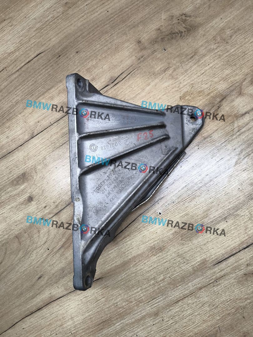 кронштейн двигателя BMW X3 F25 2014, 3.0 л., N55 B30 A, бензин, 6784832, 22116784832
