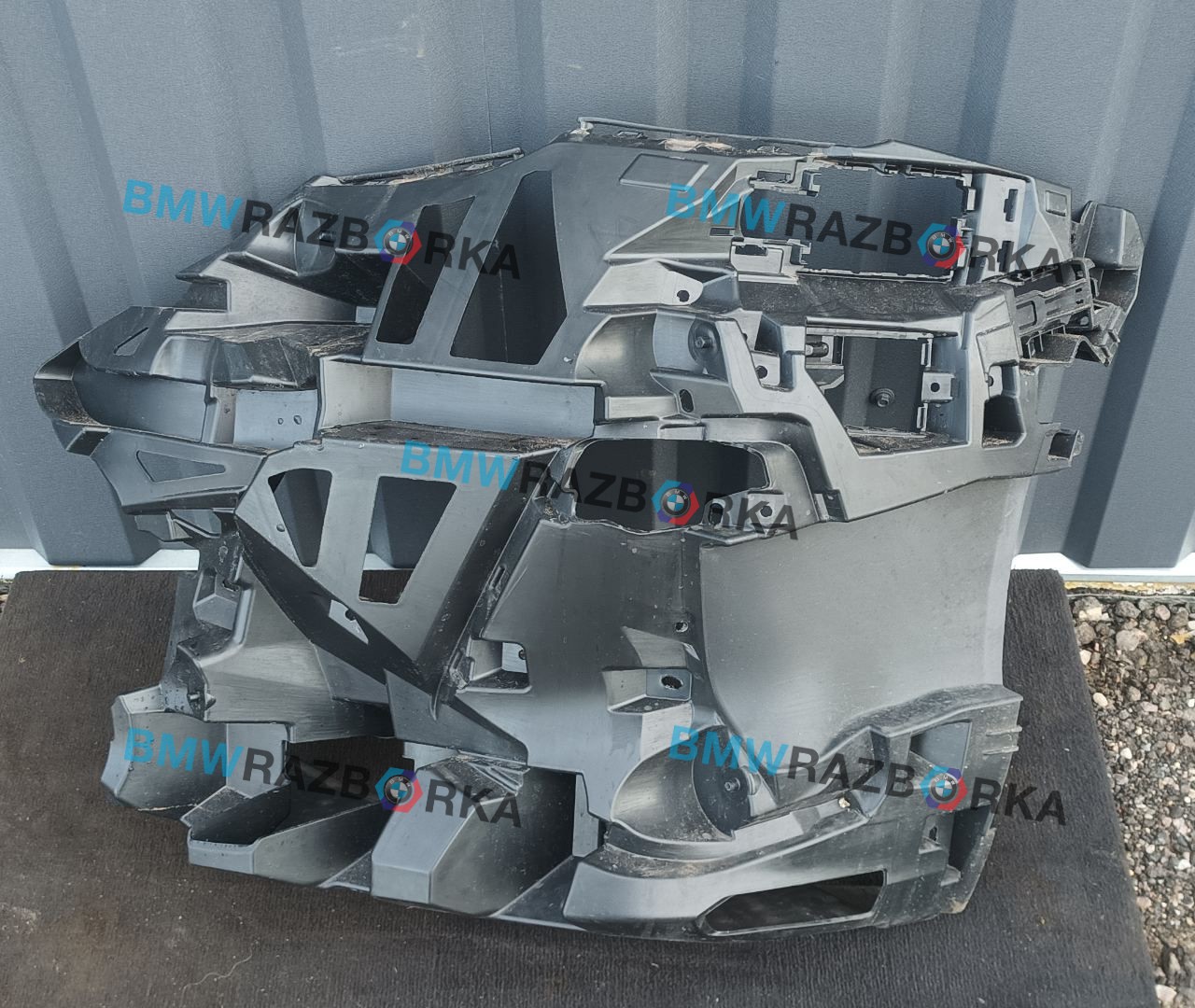 Крепление бампера переднего BMW i5 G60 2024, электро, АКПП, c4p brooklyn grau metallic, седан, задний привод, 8084655, 51118084655