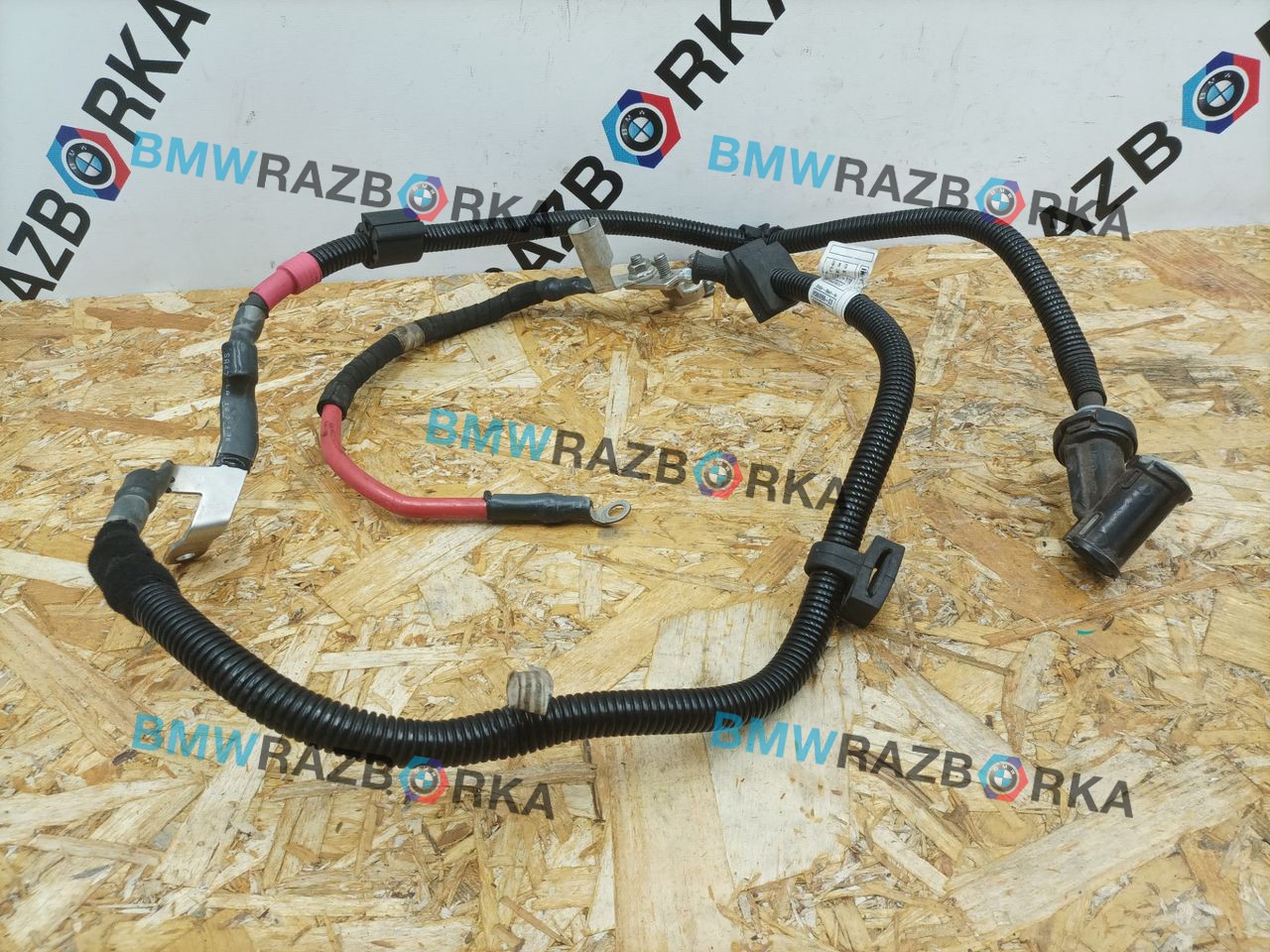 плюсовой провод аккумулятора Mini Countryman 2 поколение 2020, 1.5 л., 8580059