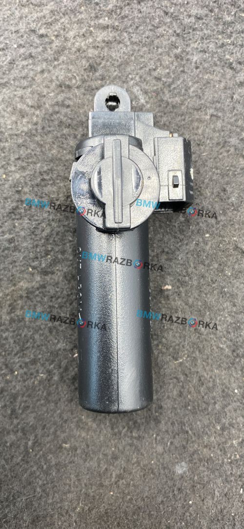 петля бардачка BMW 5 серия G30/G31 2020