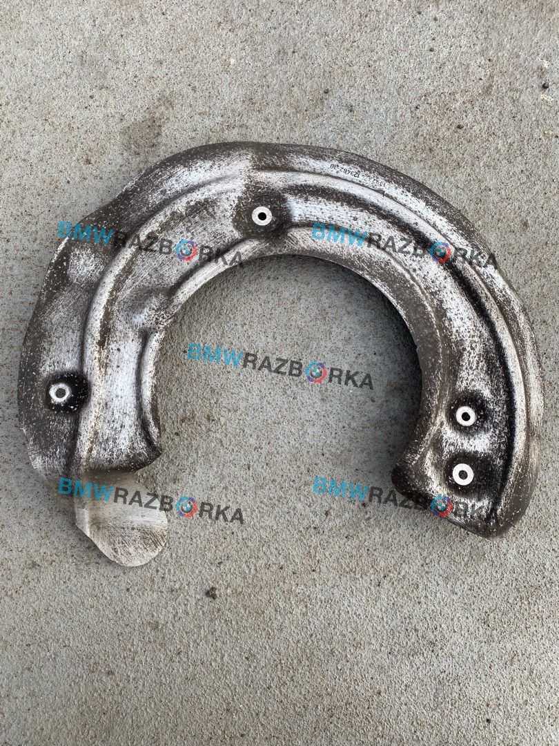 защитный кожух тормозного механизма BMW X5 G05 2021, 6871903