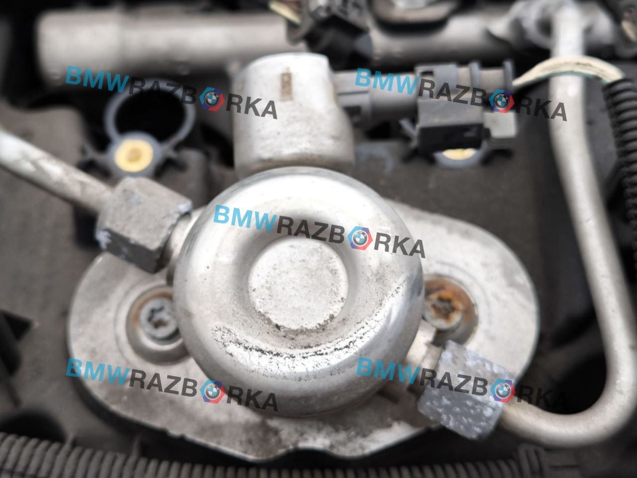 ТНВД BMW i8 I12 2015, 1.5 л., гибрид, полный привод, 7636881