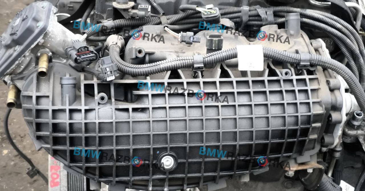 коллектор впускной BMW i8 I12 2015, 1.5 л., гибрид, полный привод, 7634226