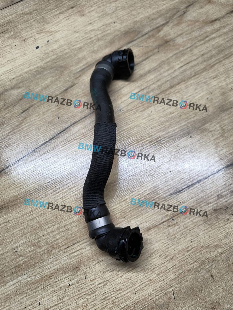 патрубок радиатора BMW i8 I12 2015, 1.5 л., гибрид, полный привод, 17127640854, 7640854
