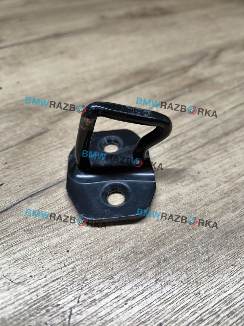 ответная часть (скоба) замка двери BMW i8 I12 2015, 1.5 л., гибрид, полный привод, 51217312982, 7312982