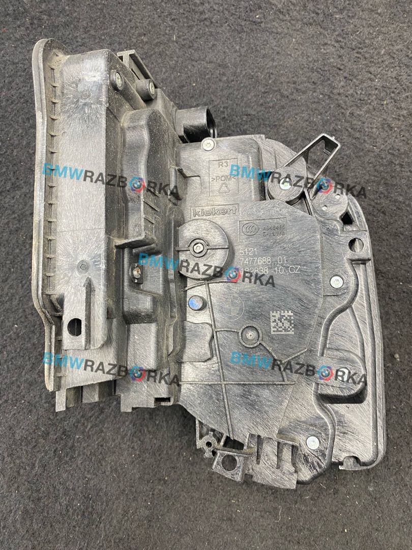 замок двери передней правой BMW 5 серия G30/G31 2018, 7477688