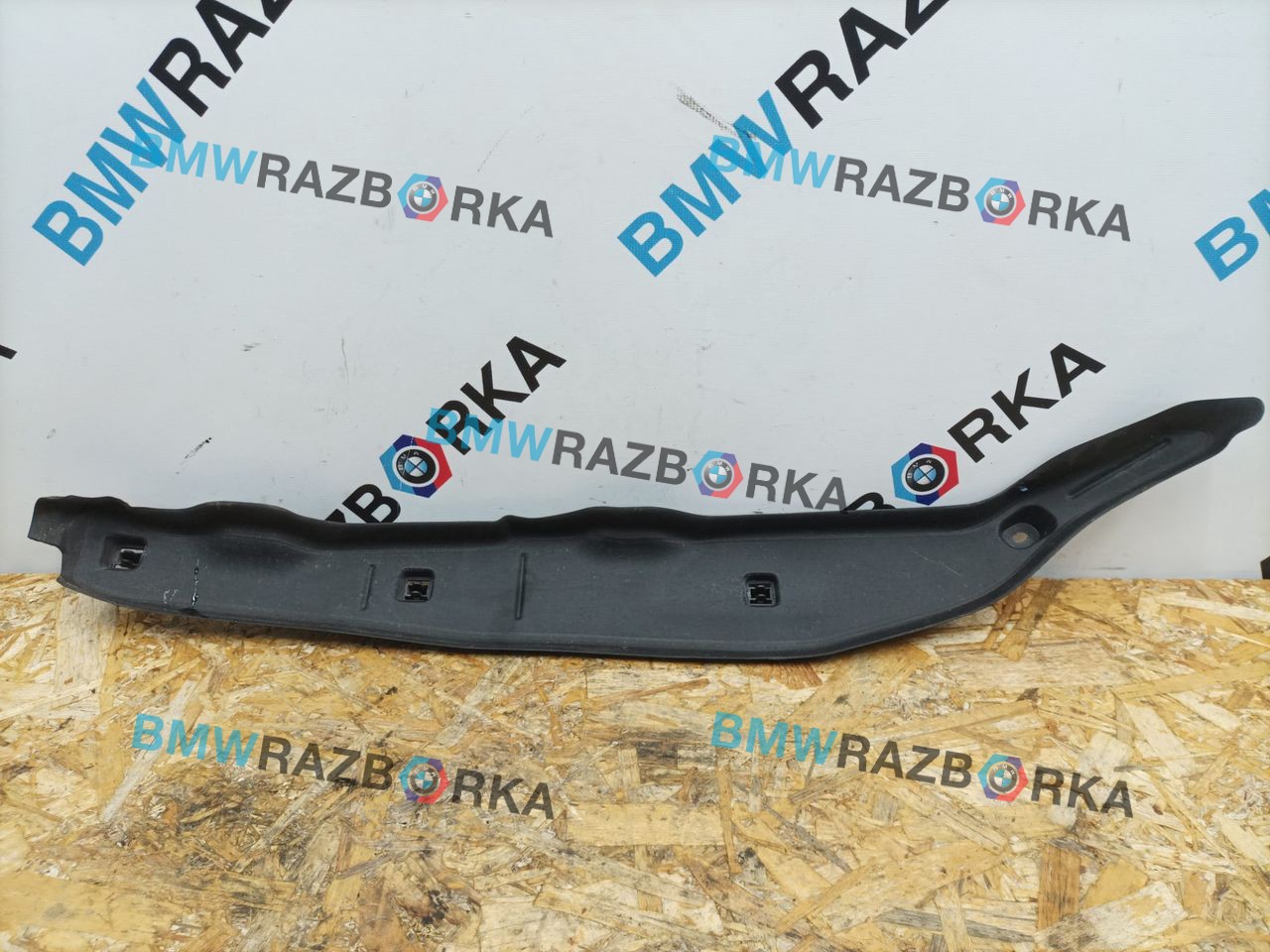 пыльник переднего крыла BMW X7 G07 2019, 4.0 л., бензин, АКПП, c27, внедорожник 5 дв., полный привод, 7214654