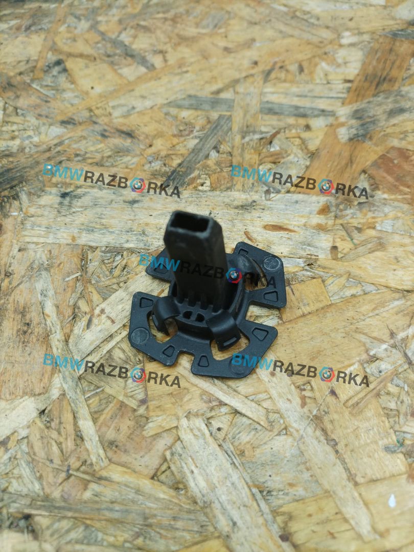 кронштейн радиатора BMW 4 серия G22/G23 G22 2022, 2.0 л., B48 B20 A, бензин, АКПП, c36, купе, задний привод, 8482944, 17118482944