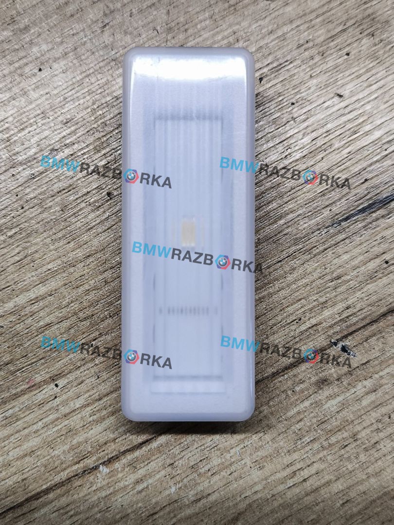 фонарь салона (плафон) BMW X5 G05 2019, 3.0 л., B57 D30 A, дизель, АКПП, внедорожник 5 дв., полный привод, 9313574