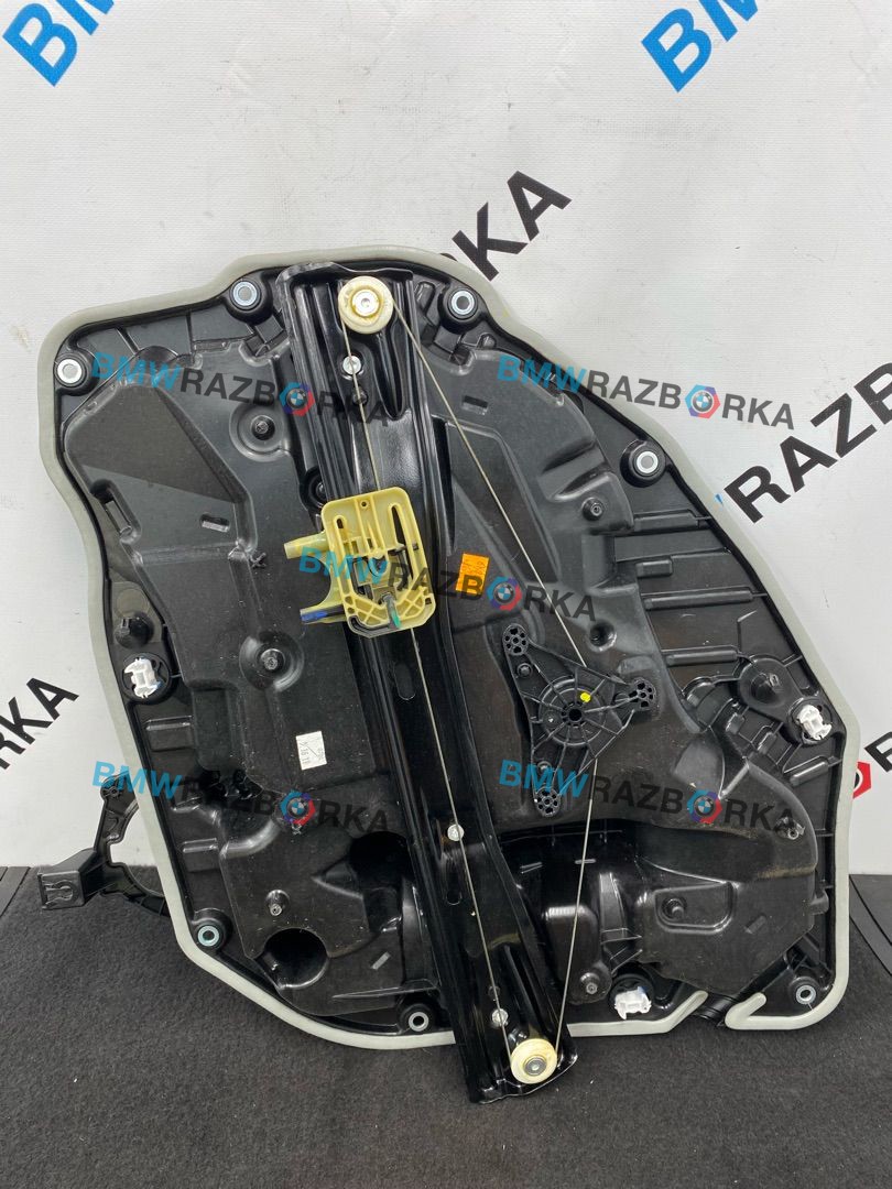 стеклоподъемник задний правый BMW X7 G07 2019, 4.0 л., бензин, АКПП, c27, внедорожник 5 дв., полный привод, 9479296
