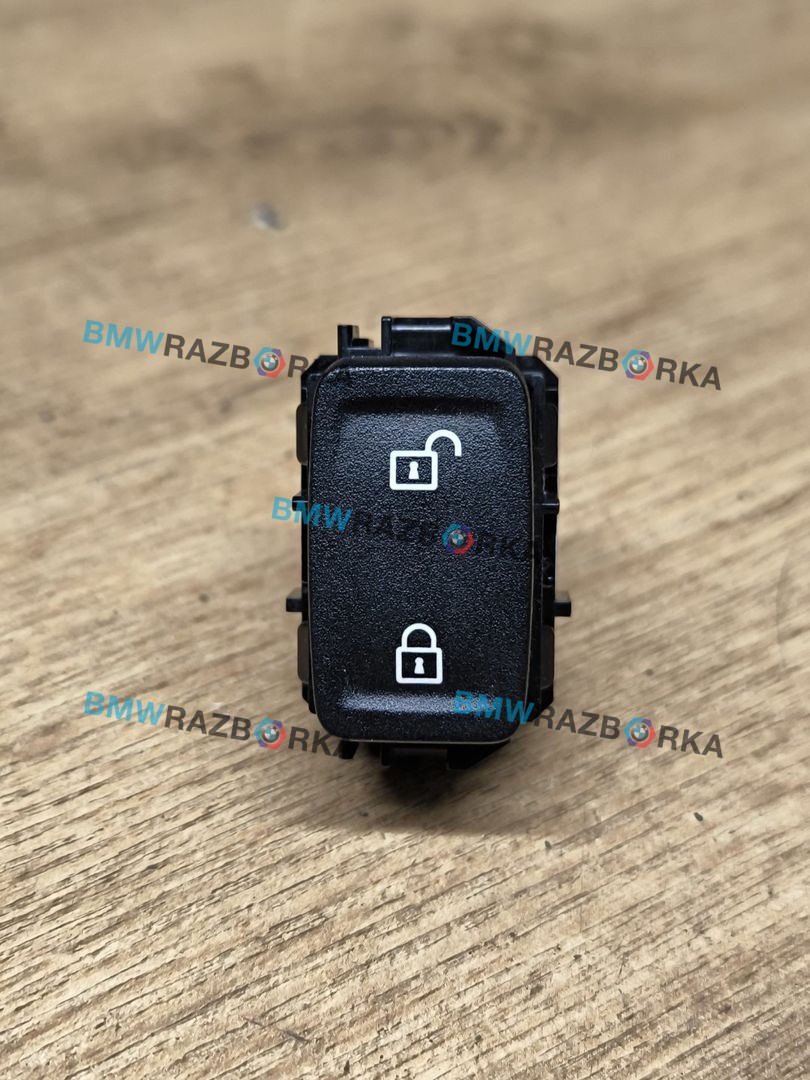 кнопка центрального замка BMW i8 I12 2015, 1.5 л., гибрид, полный привод, 9248210, 61319248210
