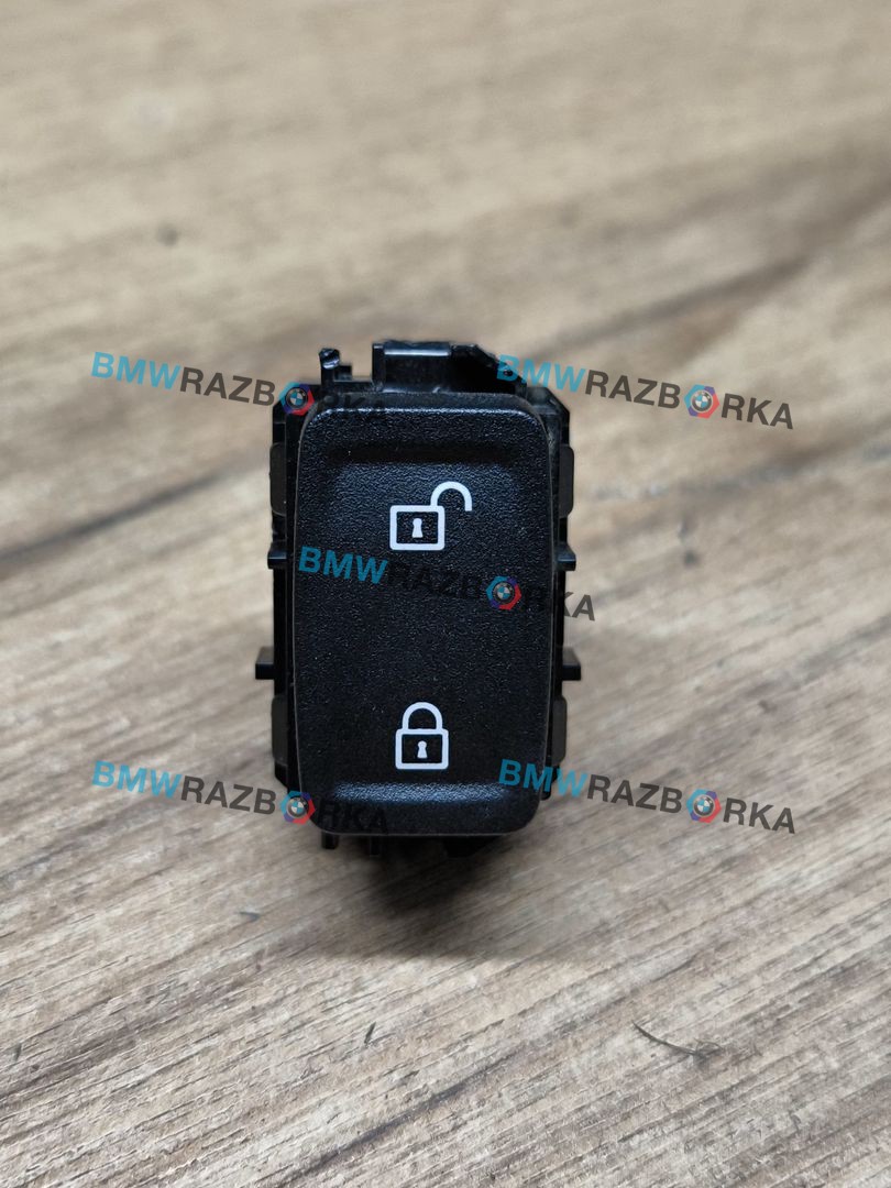 кнопка центрального замка BMW i8 I12 2015, 1.5 л., гибрид, полный привод, 9248210, 61319248210