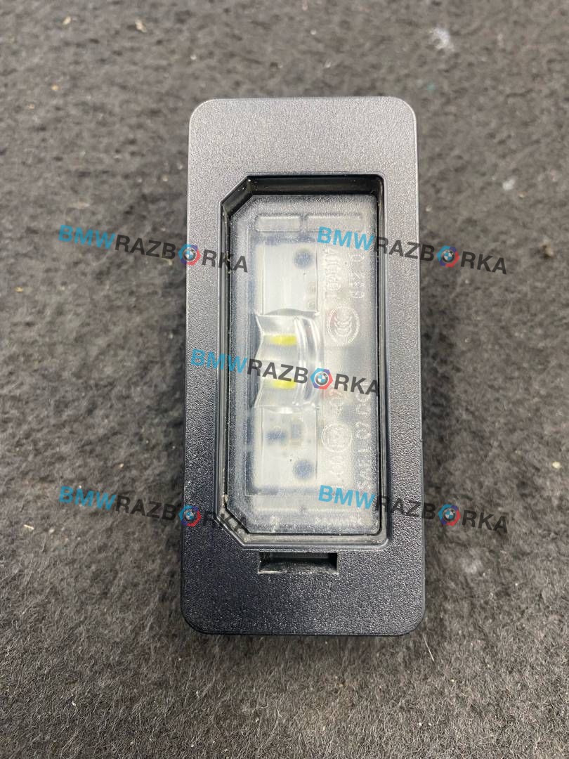 подсветка номера BMW 5 серия G30/G31 G30 2017, 3.0 л., B57 D30 A, дизель, АКПП, a300, седан, полный привод, 63267410302, 7410302