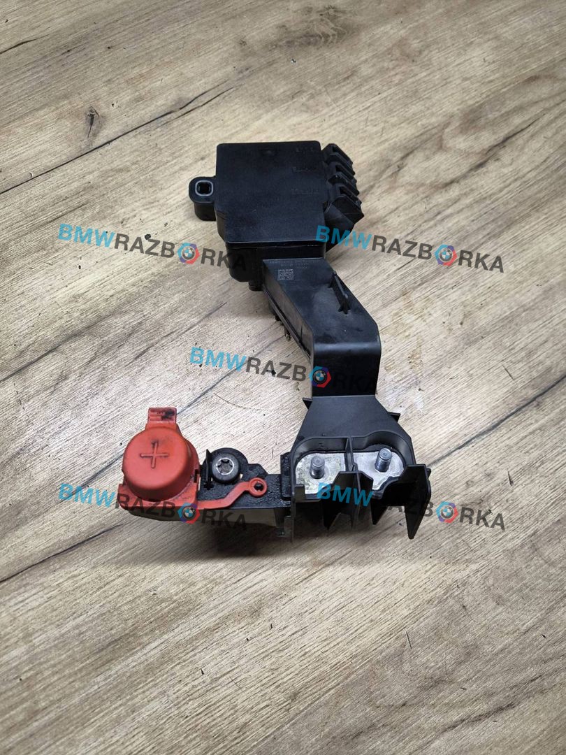распределитель B+ BMW X5 G05 2019, 3.0 л., B57 D30 A, дизель, АКПП, внедорожник 5 дв., полный привод, 6841554