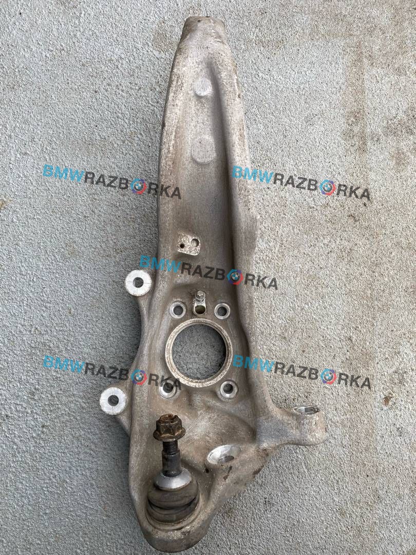 кулак поворотный левый BMW 5 серия G30/G31 G30 2017, 3.0 л., B57 D30 A, дизель, АКПП, a300, седан, полный привод, 31206884385, 6884385