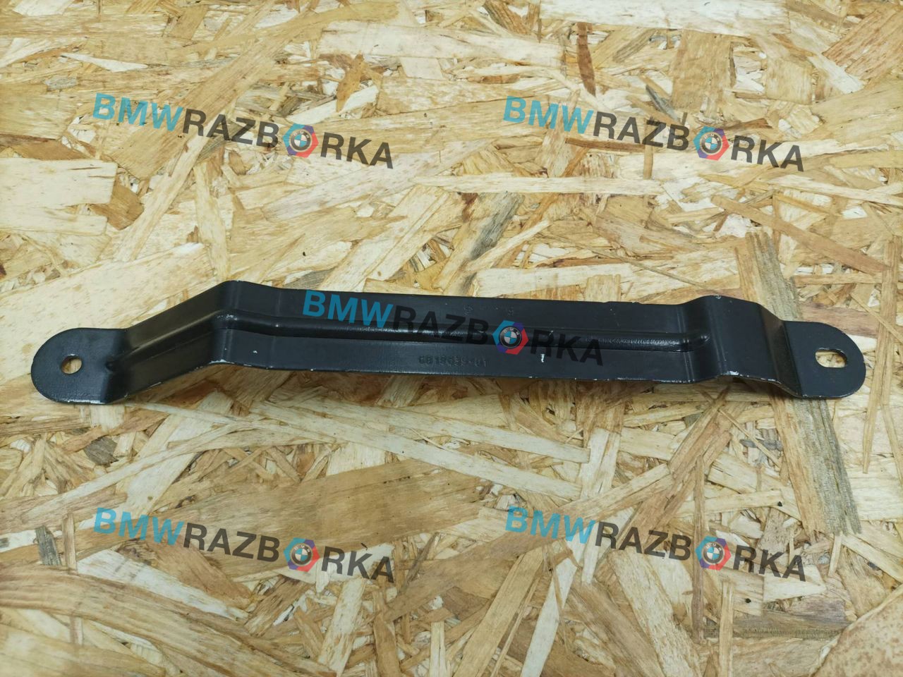 крепление аккумулятора BMW X7 G07 2019, 4.0 л., бензин, АКПП, c27, внедорожник 5 дв., полный привод, 6819636