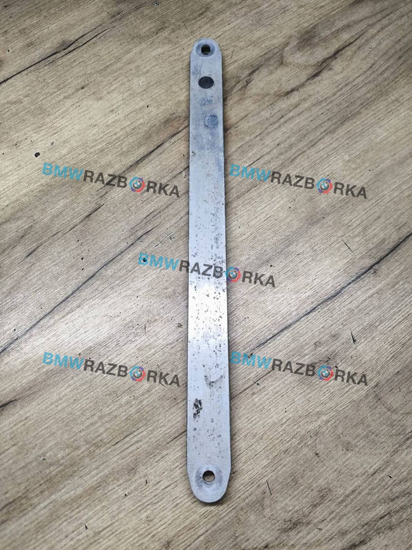 распорка стоек BMW i8 I12 2015, 1.5 л., гибрид, полный привод, 32006859572, 6859572