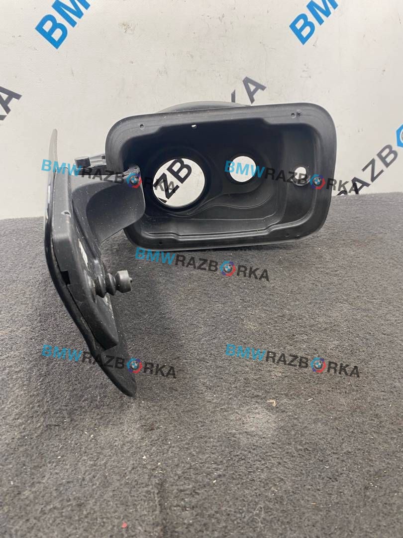 лючок топливного бака BMW X4 G02 [рестайлинг] G02 2022, 3.0 л., дизель, внедорожник 5 дв., полный привод, 7414473, 7414475