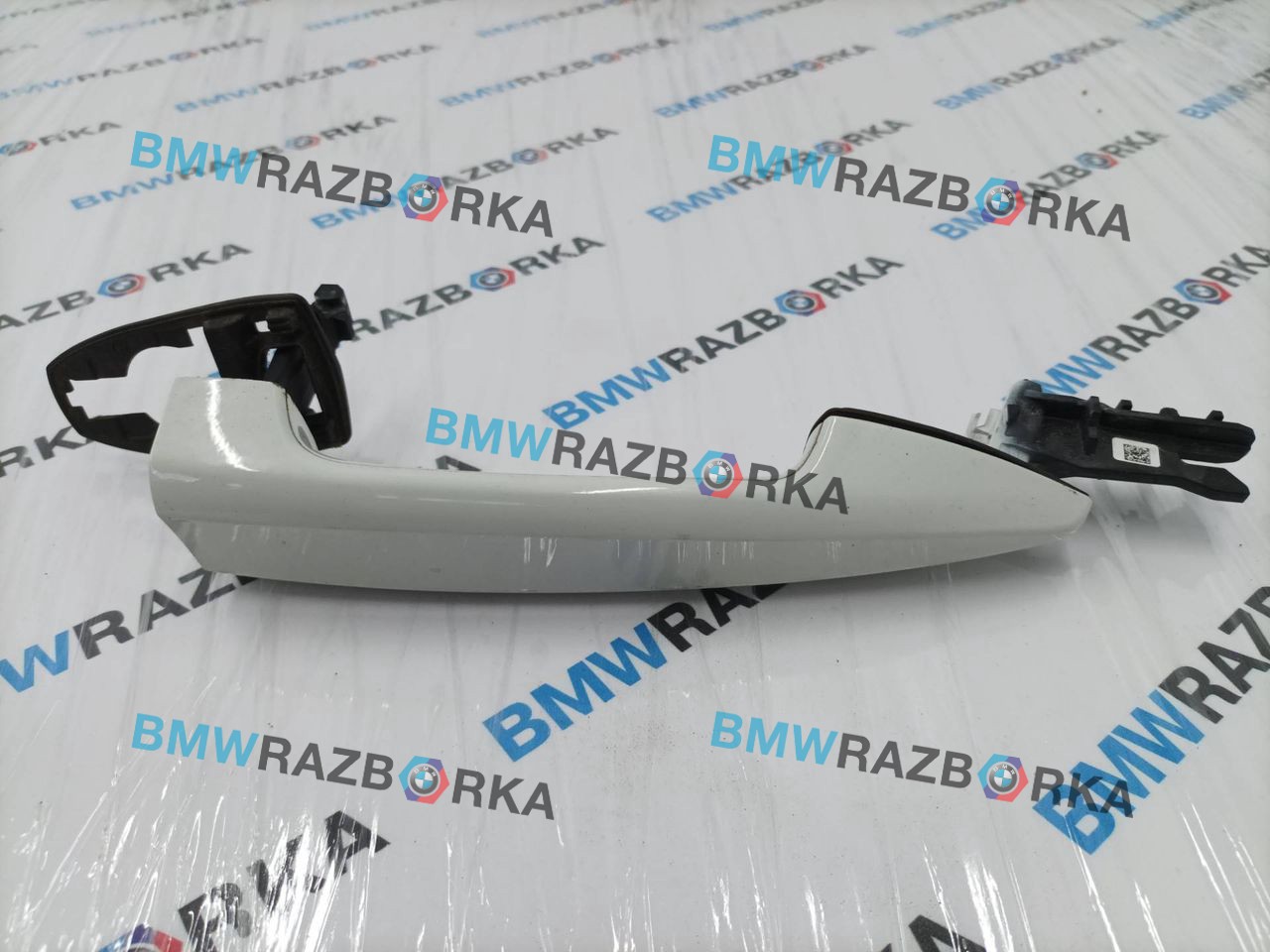 ручка наружная задняя правая BMW X1 F48 [рестайлинг] F48 2019, 1.5 л., бензин, 6МКПП, a300, внедорожник 5 дв., передний привод, правый руль