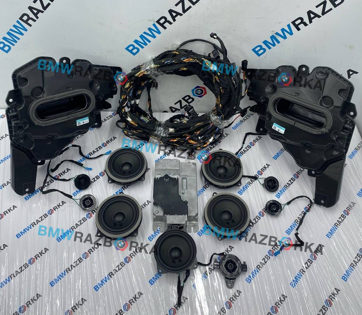 комплект акустики BMW i5 G60 2024, электро, АКПП, c4p brooklyn grau metallic, седан, задний привод, 5A9BF91, 5A5AF85, 5A5AF86, 5A70114, 5A06FC5, 5A06FC7