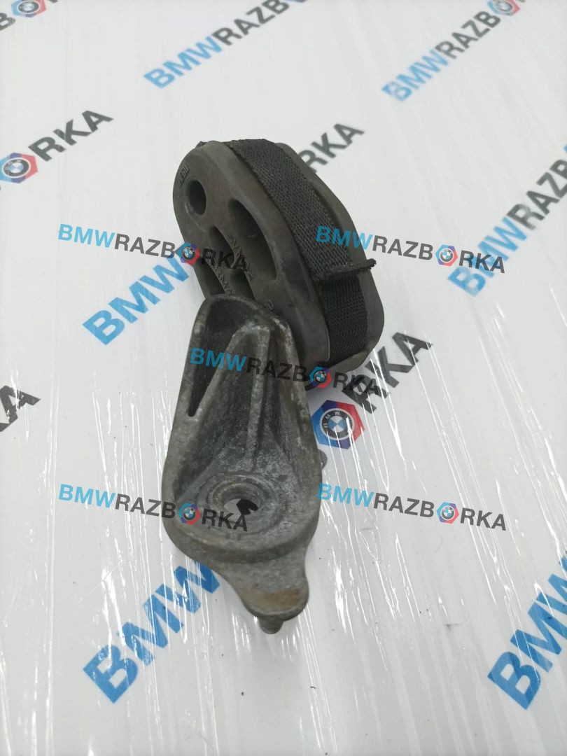 кронштейн глушителя BMW 8 серия G14/G15 G15 2019, 4.0 л., дизель, купе, полный привод, 18308513515, 8582062