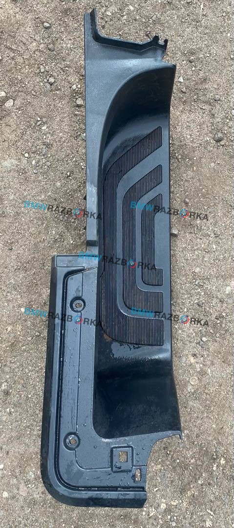 накладка на порог внутренняя Mercedes-Benz Sprinter W907/W910 W907 2023, 2.0 л., OM 654.920, дизель, АКПП, фургон, задний привод, A9106860100, 9106860100
