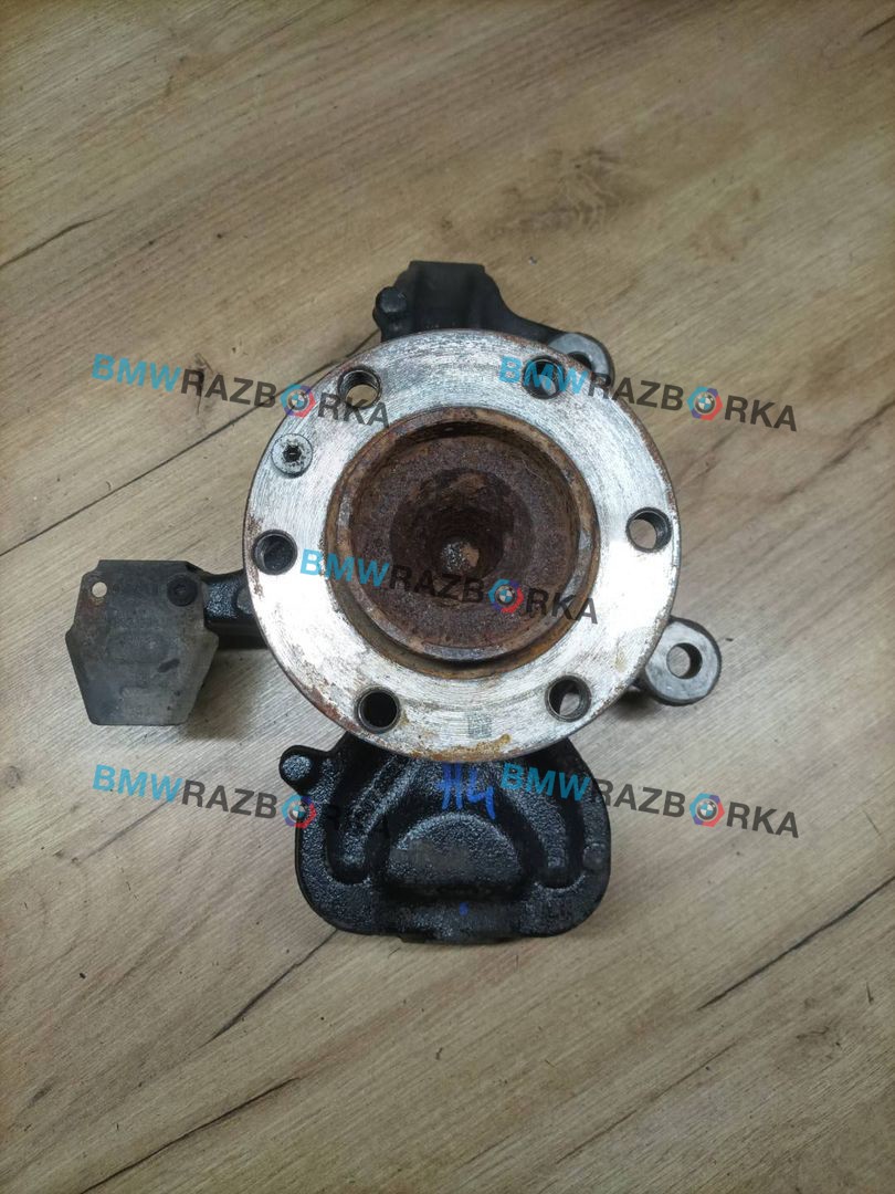 кулак поворотный левый Mercedes-Benz Sprinter W907/W910 W907 2023, 2.0 л., OM 654.920, дизель, АКПП, фургон, задний привод, A9073320000, A9079810000