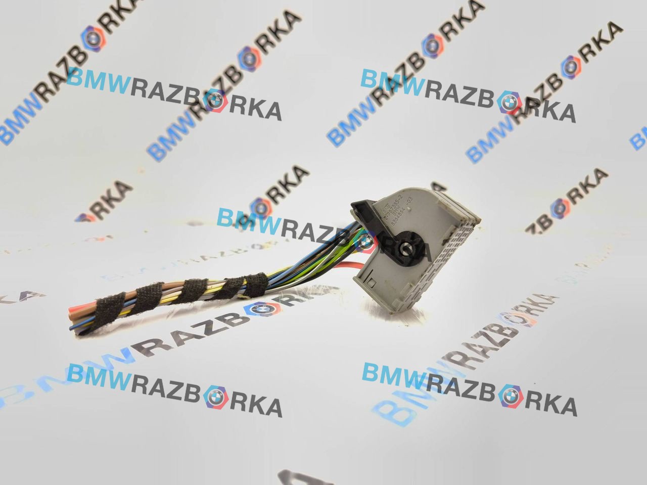 разъем (фишка) проводки BMW i8 I12 2015, 1.5 л., гибрид, полный привод, 8364864