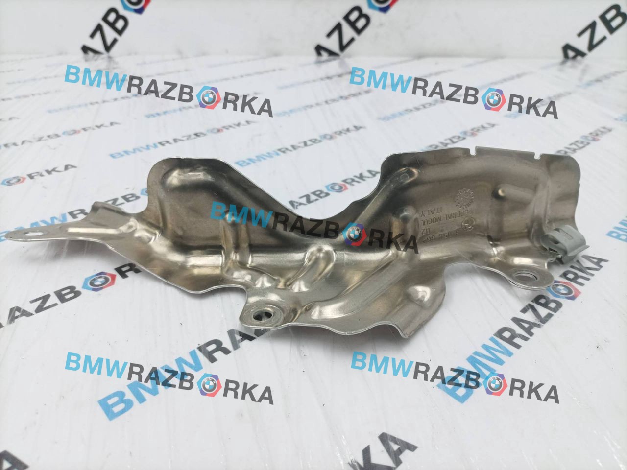 защита (экран) выпускного коллектора BMW M2 G87 2024, 3.0 л., S58B30A, бензин, brooklyn grau metallic (c4p), купе, задний привод, правый руль, 8054863, 11658054863