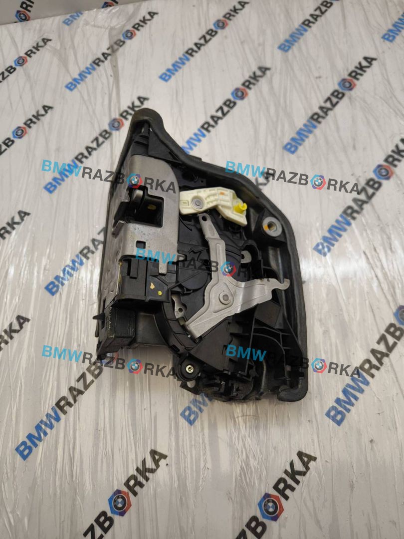 замок двери задней левой BMW 5 серия G30/G31 G30 2017, 3.0 л., B57 D30 A, дизель, АКПП, a300, седан, полный привод, 2590785, 51222590785